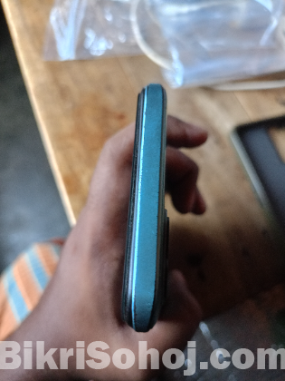 Realme narzo 50
